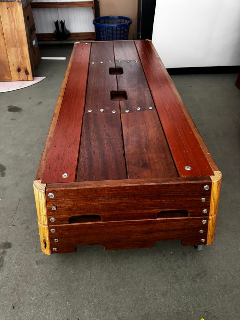 Gymkast als bijzet tafel, Ophalen, Zo goed als nieuw, 150 tot 200 cm, 50 tot 75 cm