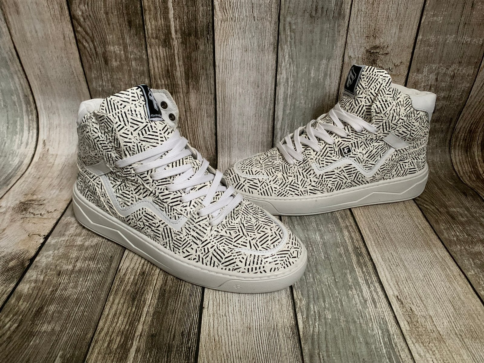 Floris van Bommel gave hoge sneakers Nieuw! (Maat 37), Verzenden, Wit, Nieuw, Sneakers of Gympen