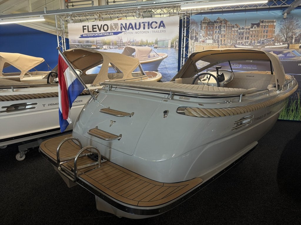 Primeur 615 Tender - Boegschroef - Ecodeck