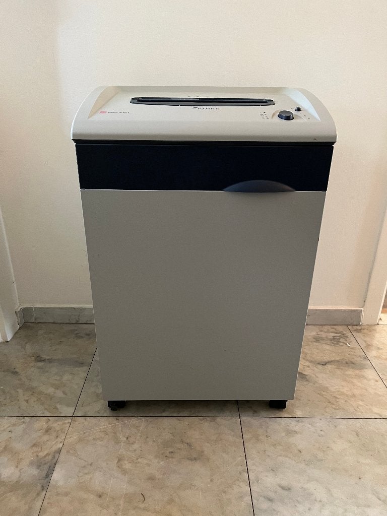 Shredder Rexel P270CD op wieltjes, Ophalen, Gebruikt