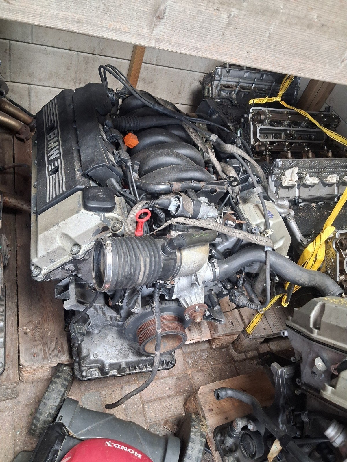 BMW M60B40 motor incl aanbouwdelen, Auto-onderdelen, Ophalen, Gebruikt, BMW