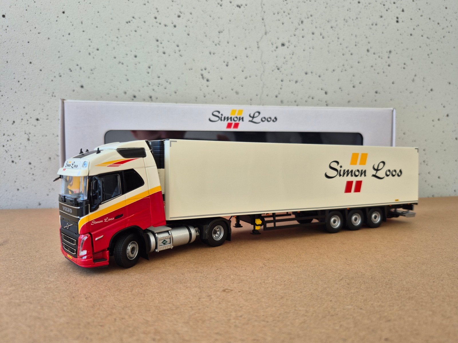Tekno Volvo FH5 Simon Loos, Ophalen, Zo goed als nieuw, Bus of Vrachtwagen, Tekno