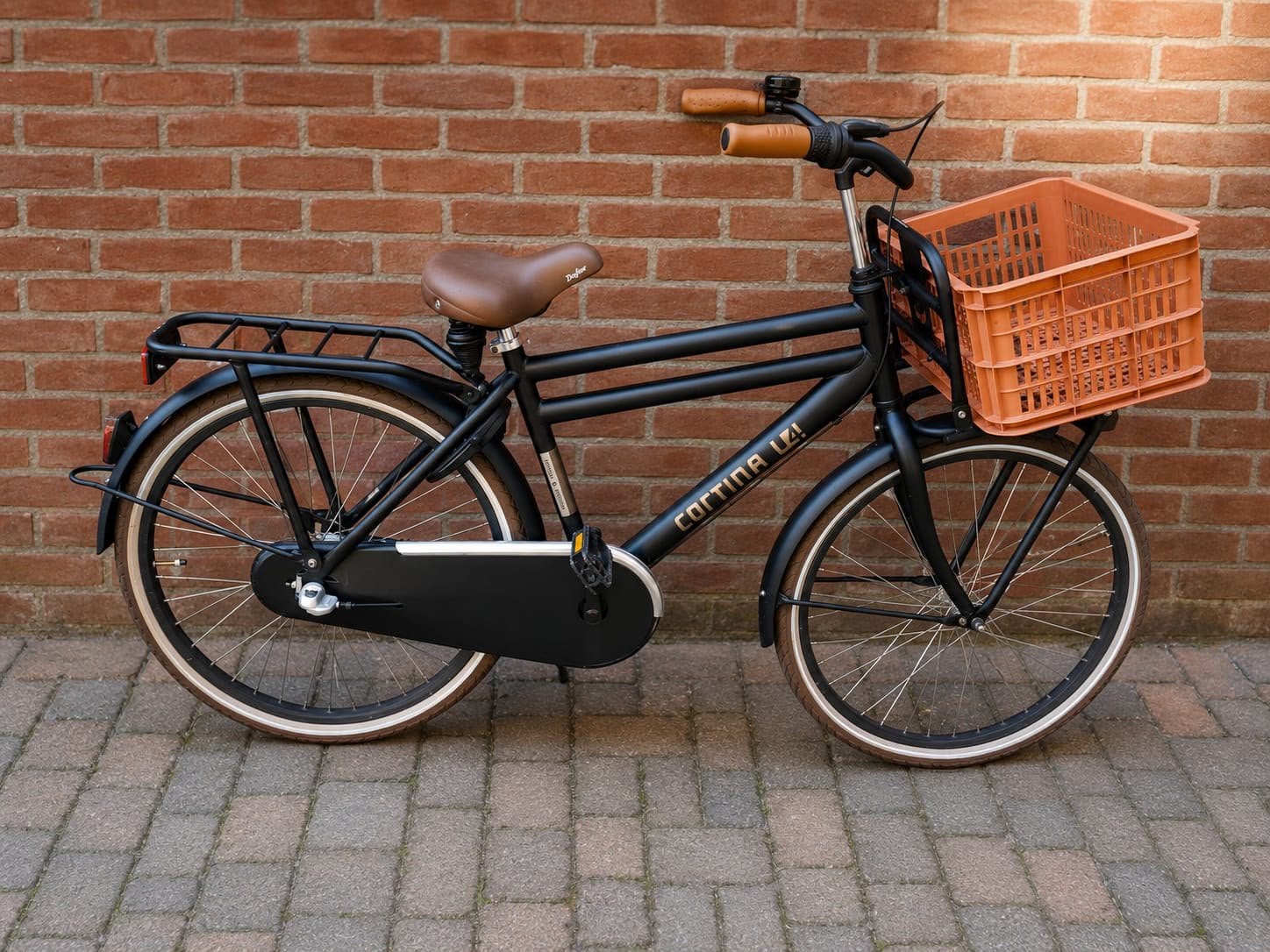 Stoere Cortina U4 transport black 24 inch, Ophalen, Zo goed als nieuw, 26 inch of meer, Versnellingen
