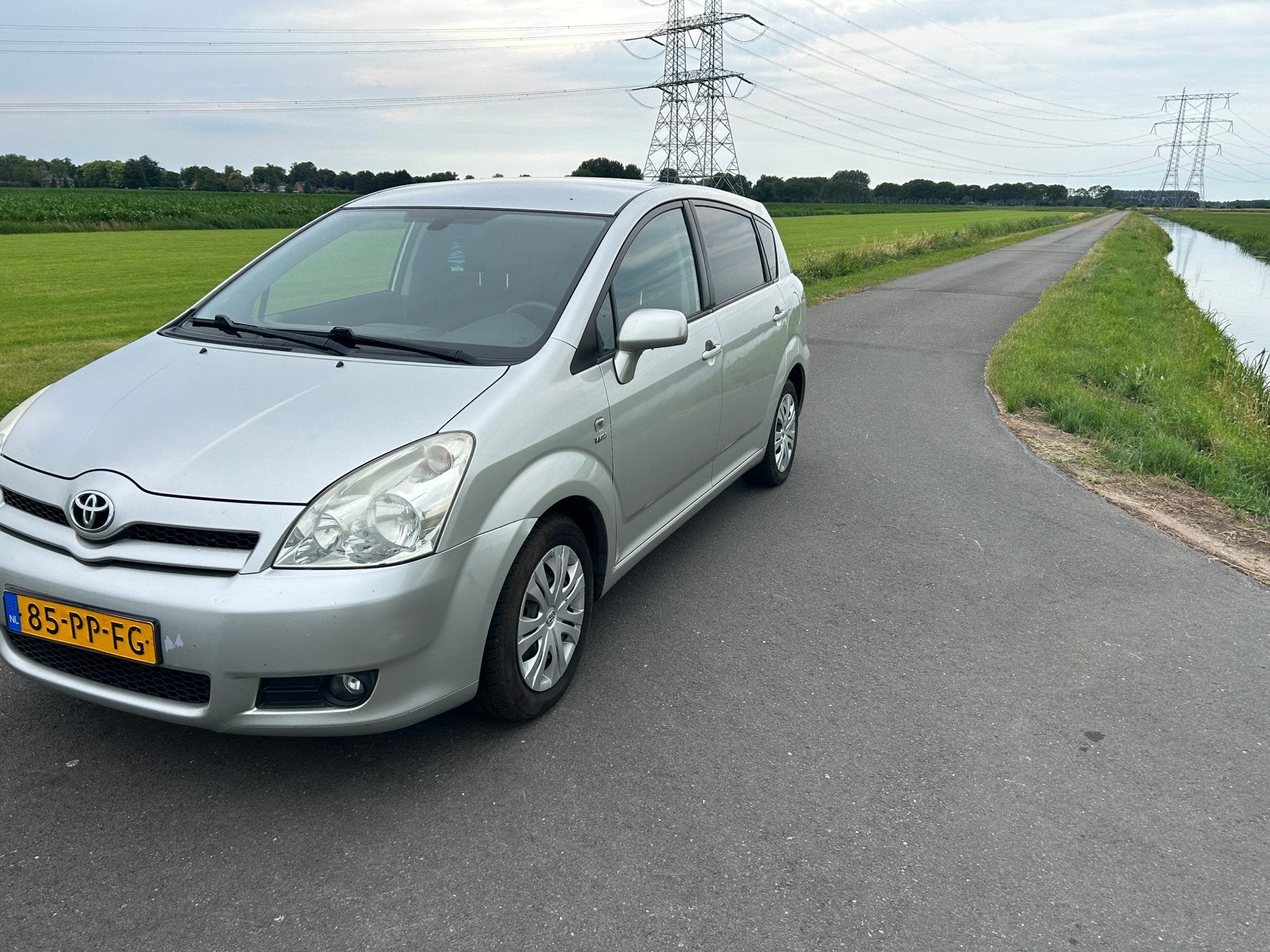 Toyota Corolla Verso 1.8 Vvt-i Linea SOL 5P 2004 Grijs, Auto's, Toyota, 1330 kg, 4 cilinders, 129 pk, Origineel Nederlands