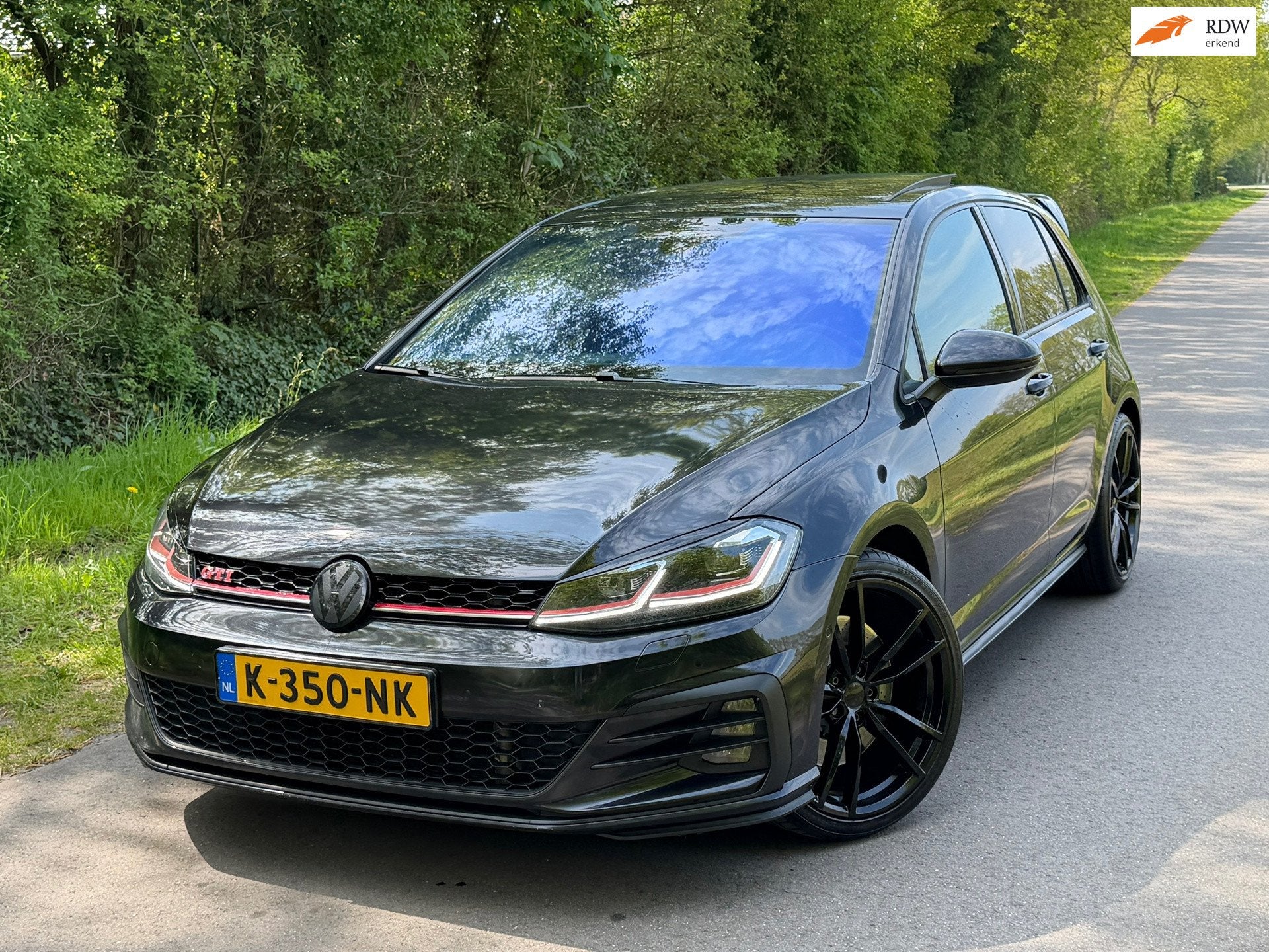 Volkswagen Golf 2.0 TSI GTI Performance | Pano + Keyless + C, Auto's, Gebruikt, 4 cilinders, Zwart, Leder