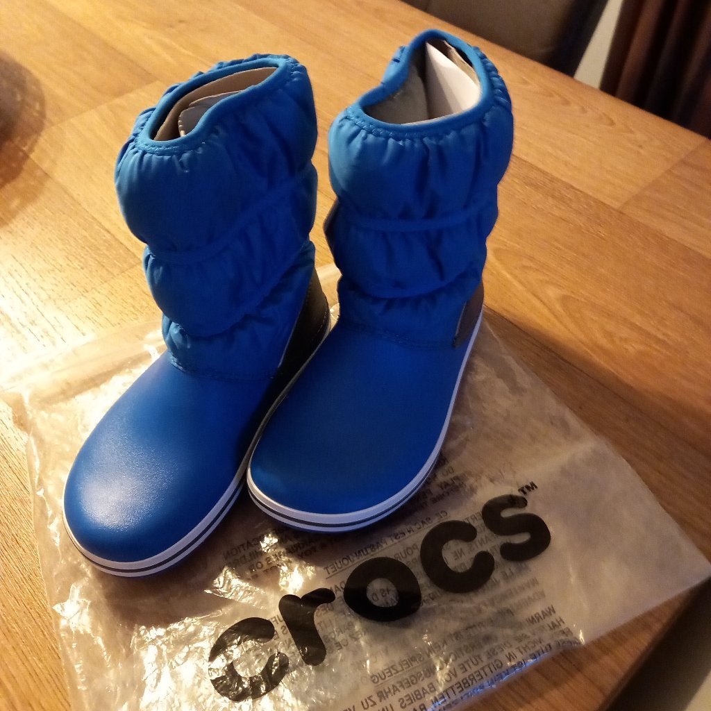 Crocs blauwe snowboots/moonboots maat 34/35  Nieuw., Crocs, Jongen of Meisje, Nieuw, Ophalen of Verzenden