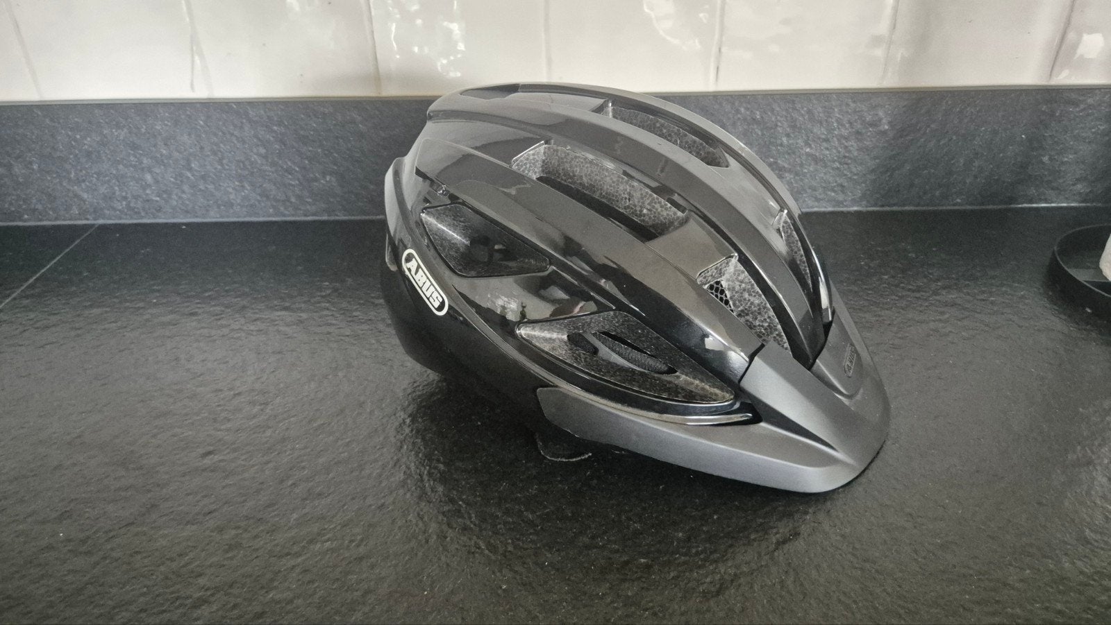 Fiets helm, Fietsen en Brommers, Ophalen, Gebruikt, Heer of Dame, Abus