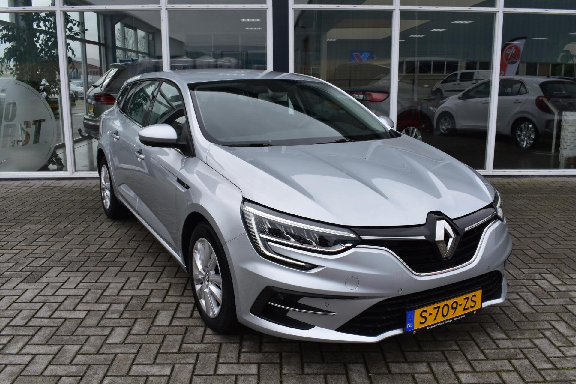 Renault Megane Estate 1.3 TCe 140 Equilibre|Navi|Cruise|PDC|, Auto's, Voorwielaandrijving, Gebruikt, Euro 6, 4 cilinders