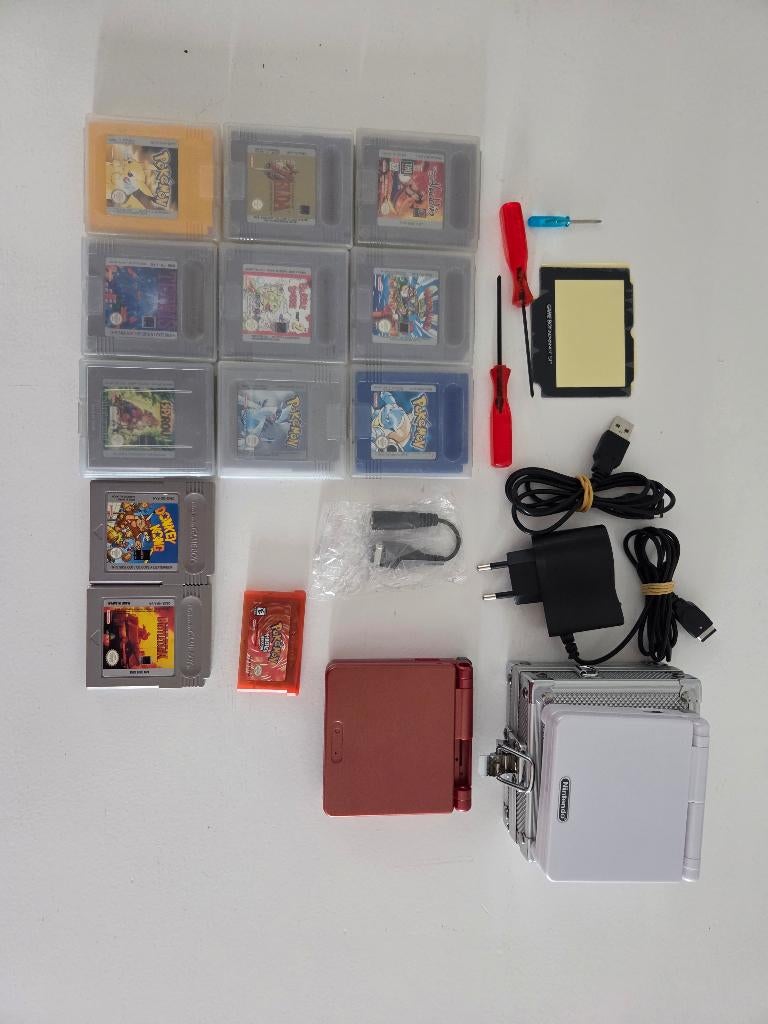 Zeer complete set Nintendo gameboy advance sp, Spelcomputers en Games, Ophalen of Verzenden, Gebruikt, Game Boy Advance SP, Met beschermhoes of tas