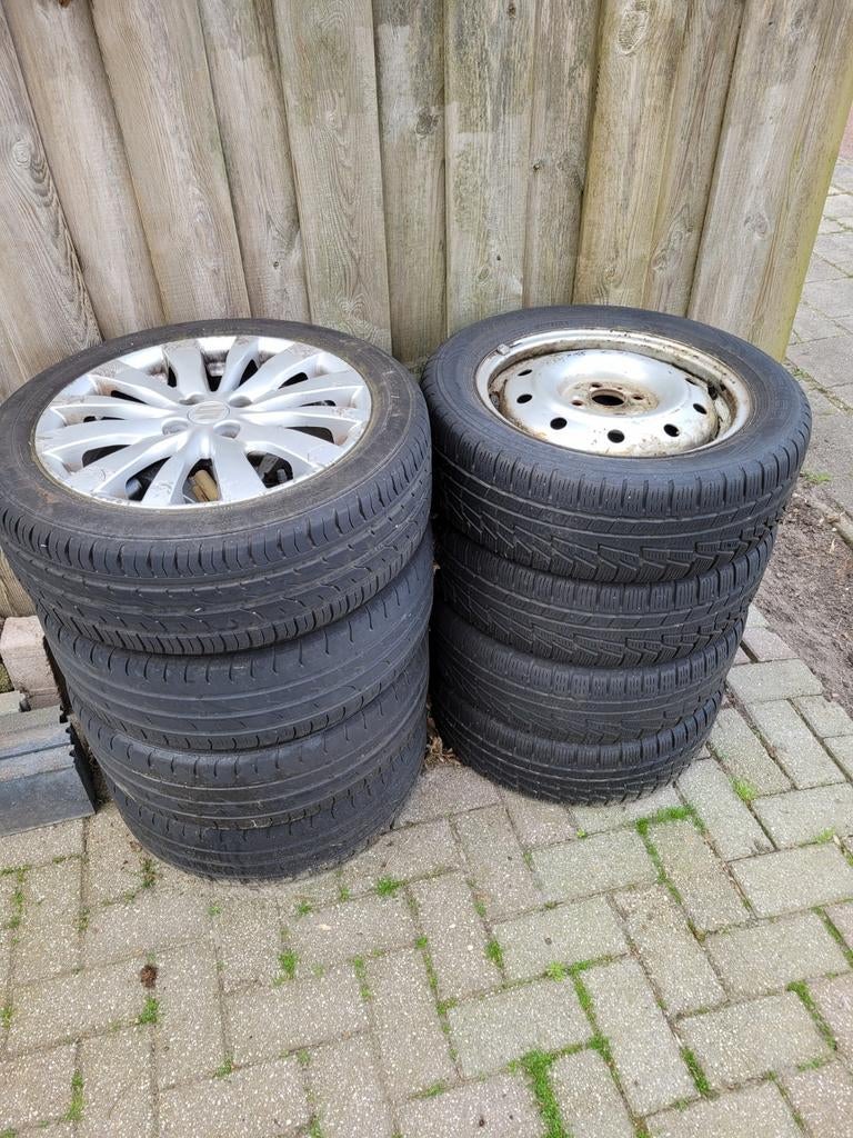Suzuki swift winterbanden 2 sets, Auto diversen, Ophalen, Gebruikt