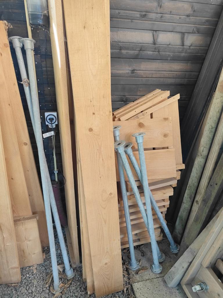 Partij hout en steigerhout voor de handige doe-het-zelver, Gebruikt, 25 tot 50 mm, Ophalen of Verzenden, Plank