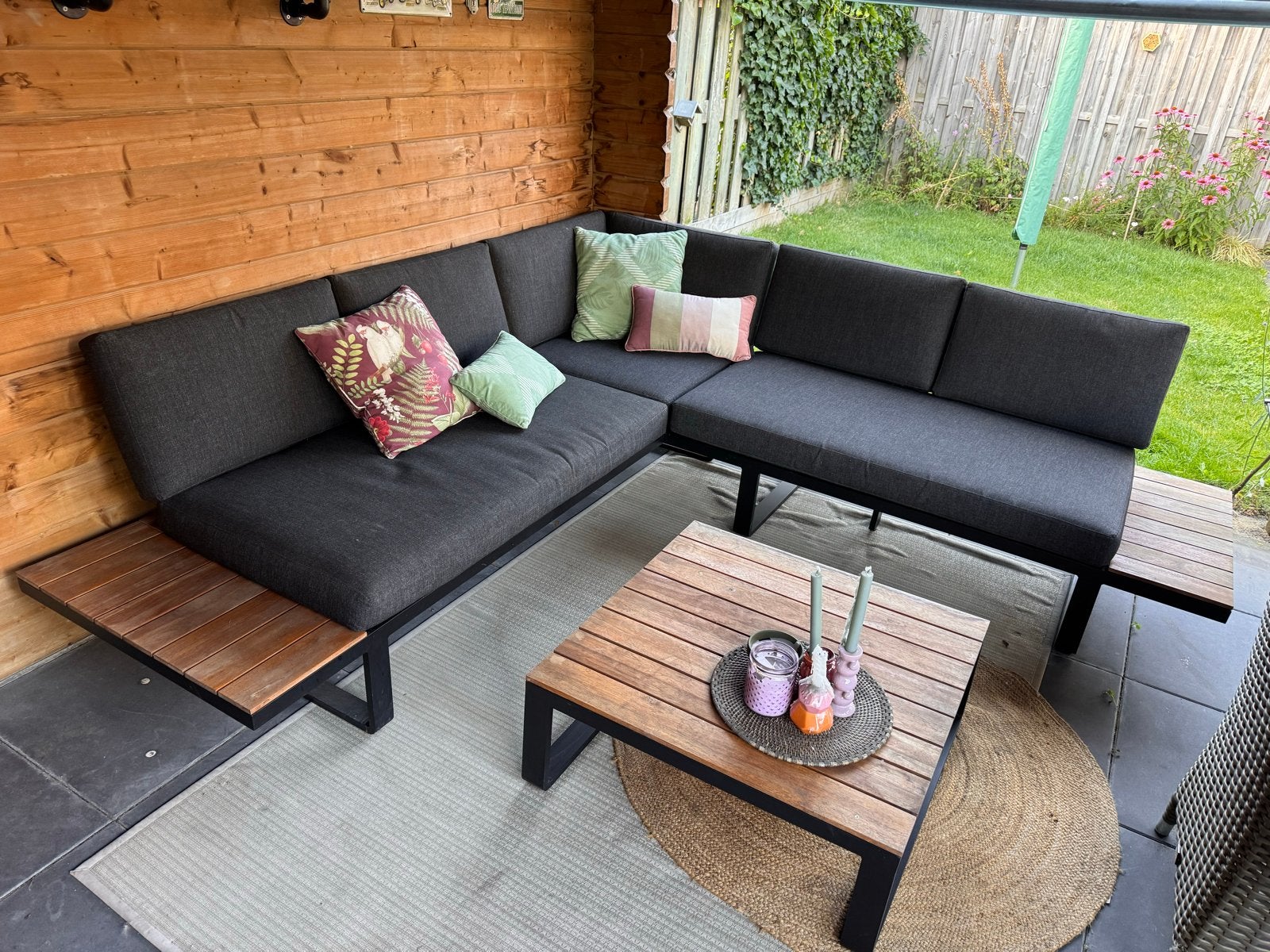 Moderne loungeset inclusief tafel zwart metaal en hout, Tuin en Terras, Ophalen, 4 zitplaatsen, Aluminium, Zo goed als nieuw