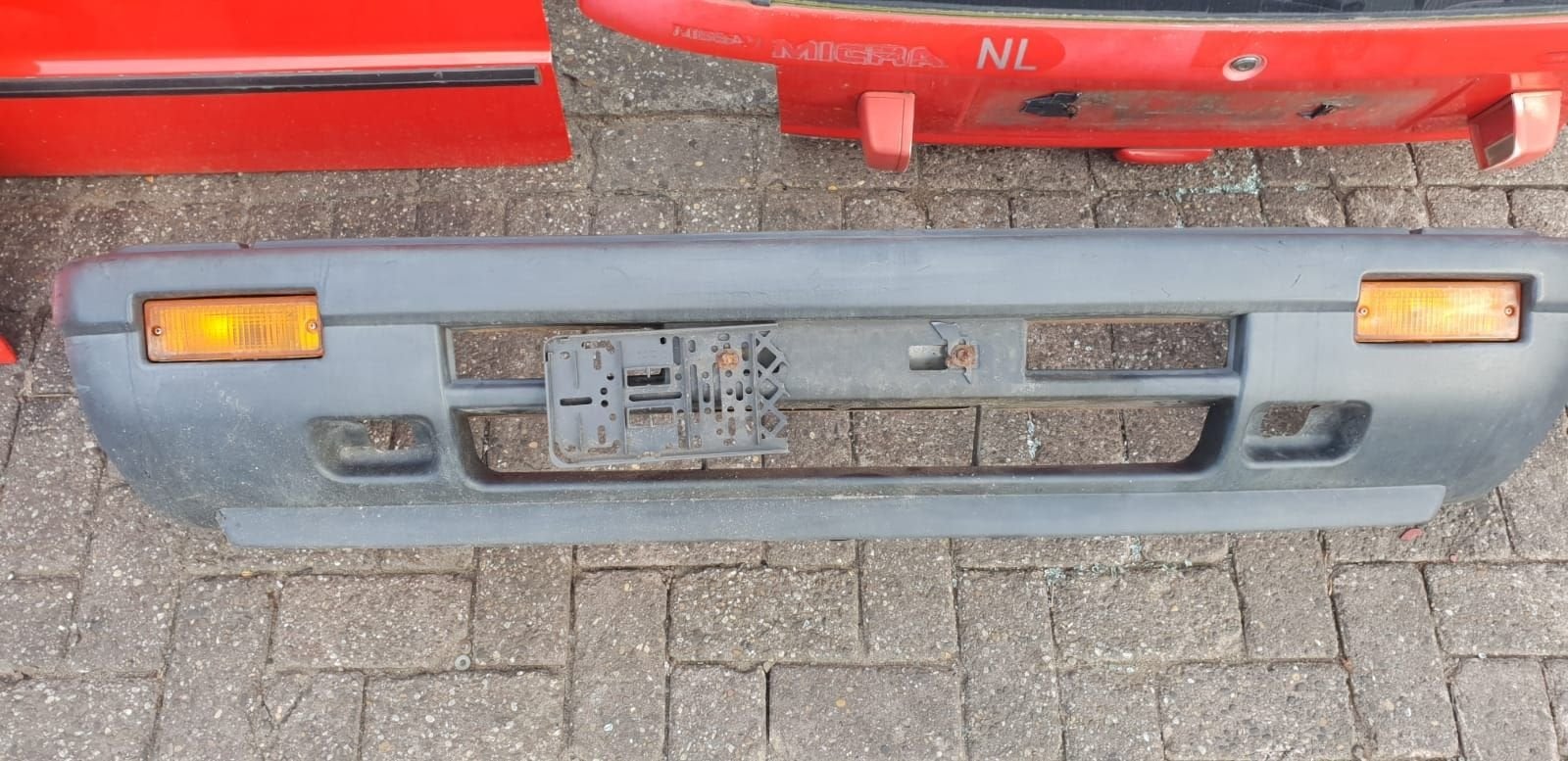 NISSAN MICRA VOORBUMPER BJ 1990 1992, Gebruikt, -, Voor, -