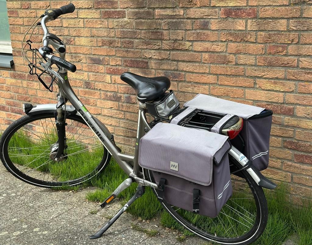 Gazelle fiets met fietstassen en versnellingen, Velgrem, Versnellingen, Ophalen of Verzenden, Gazelle