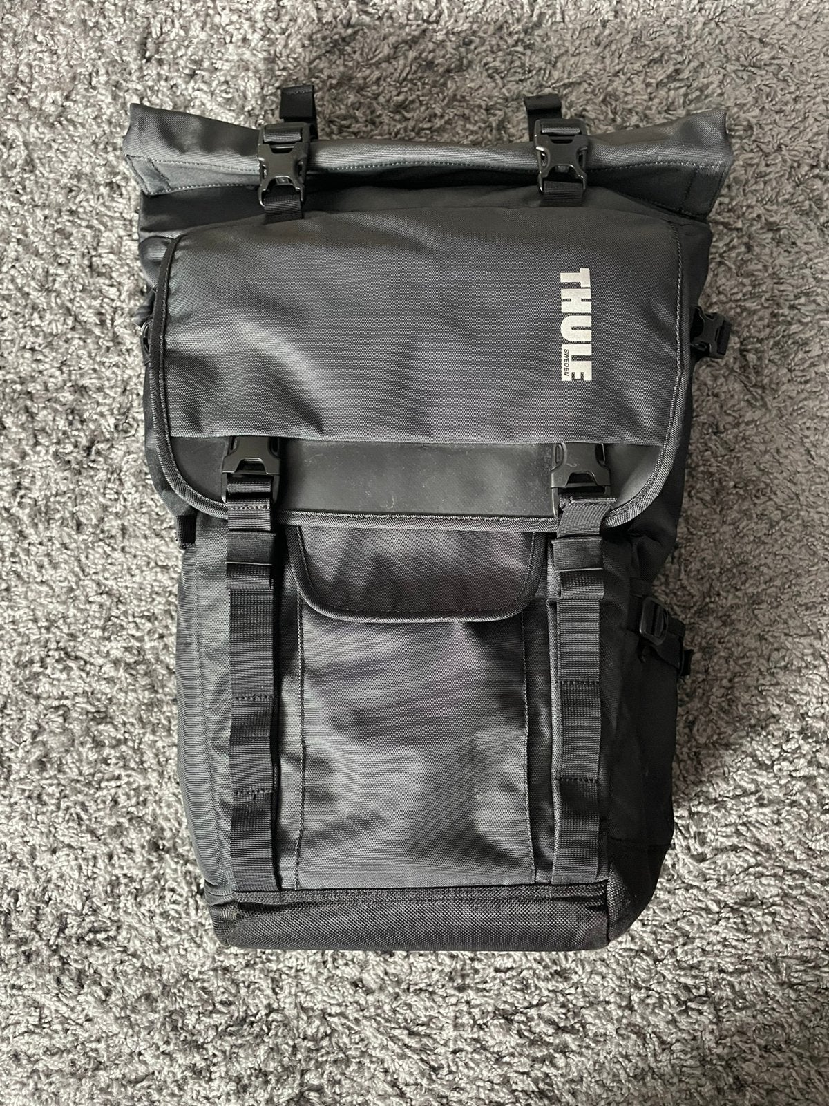 Thule (waterdichte) rugzak, Sieraden, Tassen en Uiterlijk, 25 tot 40 cm, Nieuw, Trekking, Ophalen