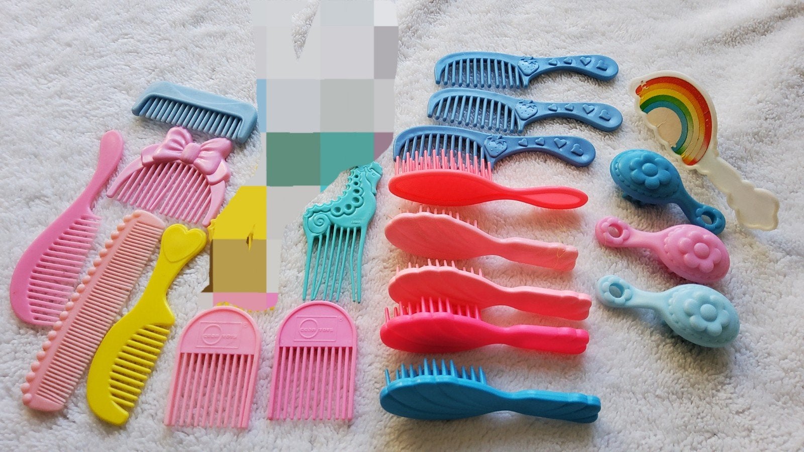 Vintage Barbie Tienerpop en My Little Pony kammen + borstels, Ophalen of Verzenden, Zo goed als nieuw, Fashion Doll