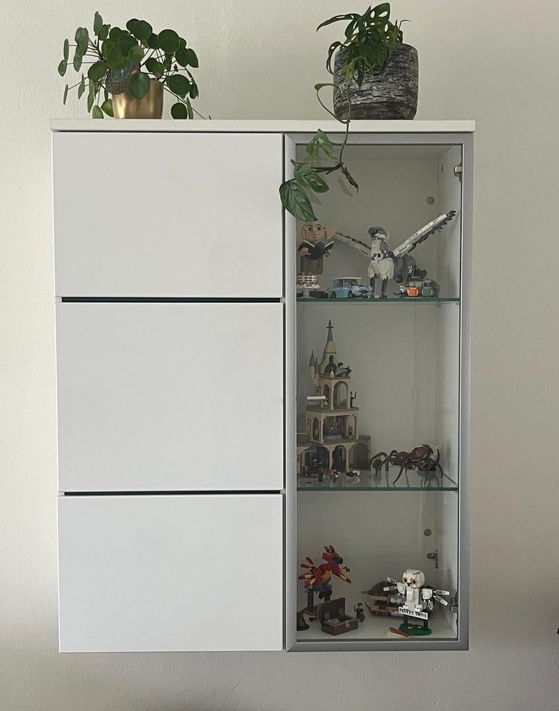 Wandkast, Ophalen