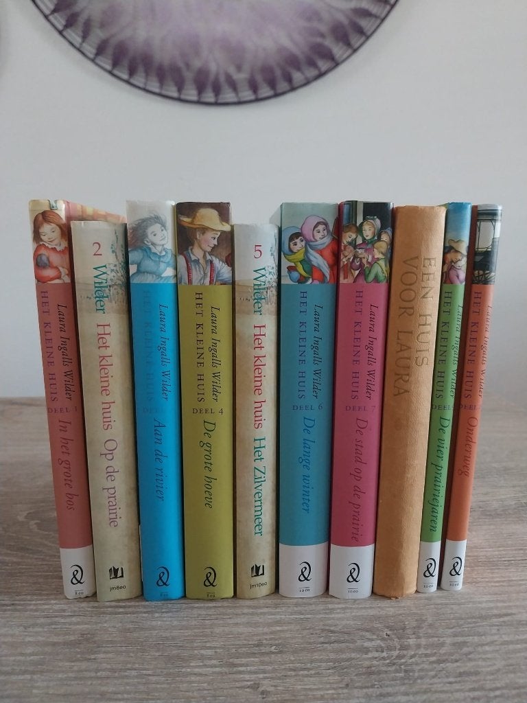 10 Delige Serie  -  Het Kleine Huis  -  Laura Ingalls Wilder, Ophalen of Verzenden, Zo goed als nieuw, Laura Ingalls - Wilder