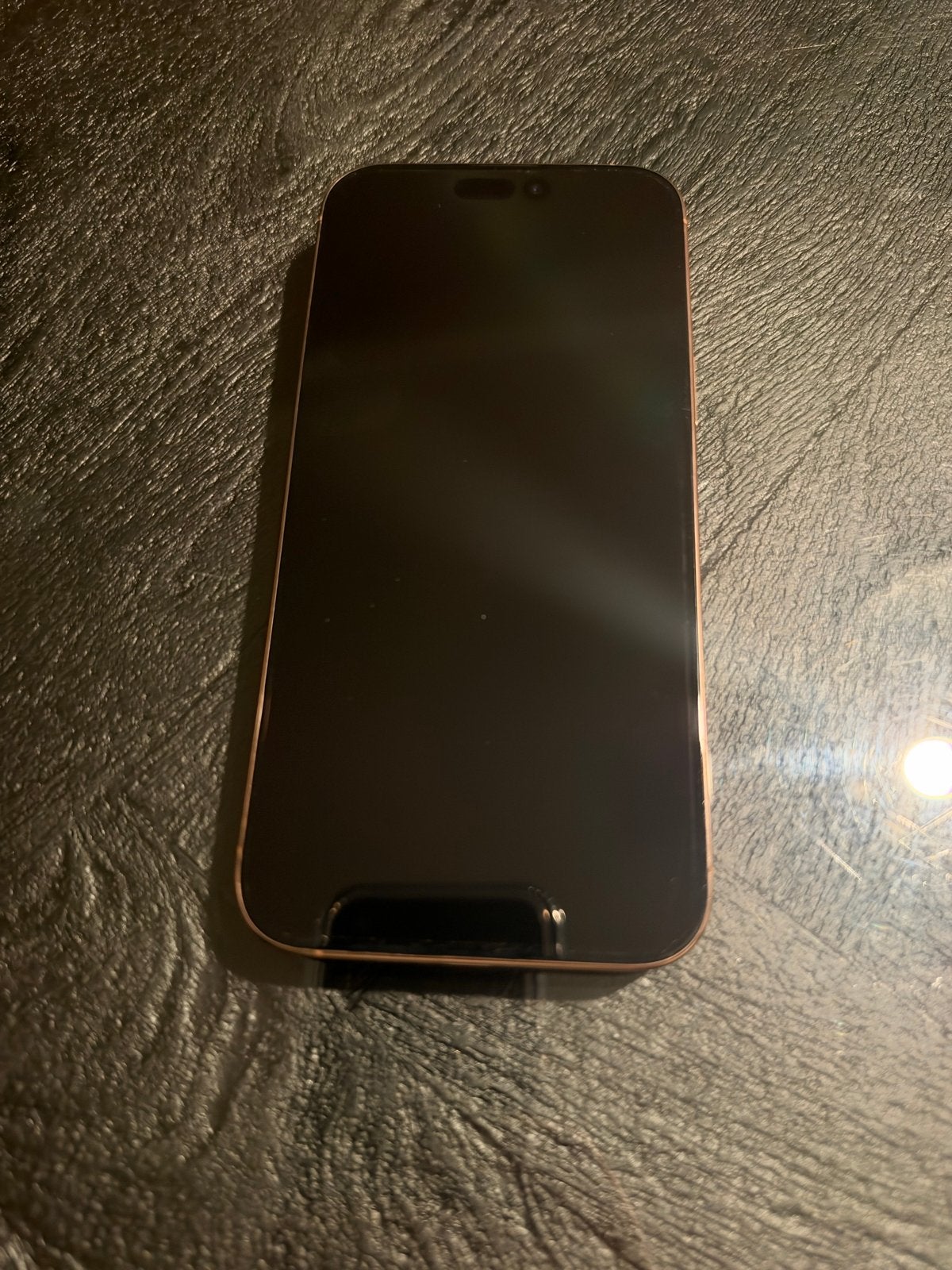 Foto 3 van iPhone 16 pro Max 256 GB Goud - Zo goed als nieuw
