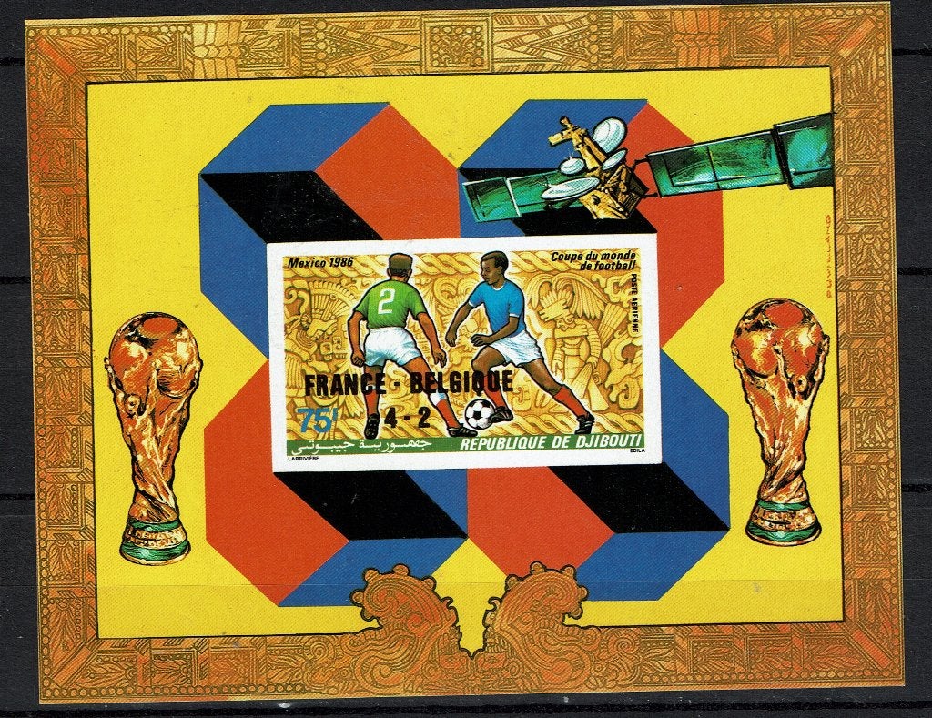 DJIBOUTI 1986 PF BLOK VOETBAL SPORT RUIMTEVAART SPACE SOCCER, Ophalen of Verzenden, Postfris, Sport