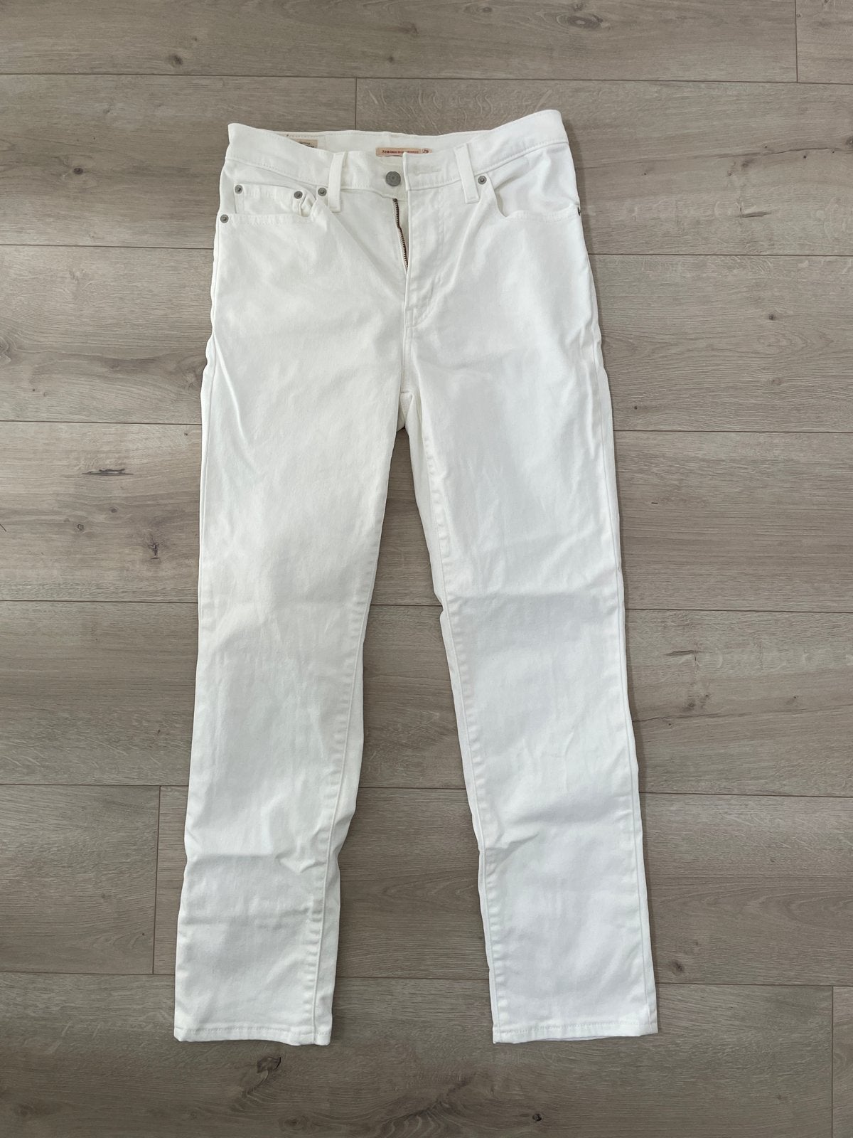 Levi's 724 High Rise Straight Jeans Wit W29L30, Ophalen of Verzenden, Zo goed als nieuw, Wit, W28 - W29 (confectie 36)