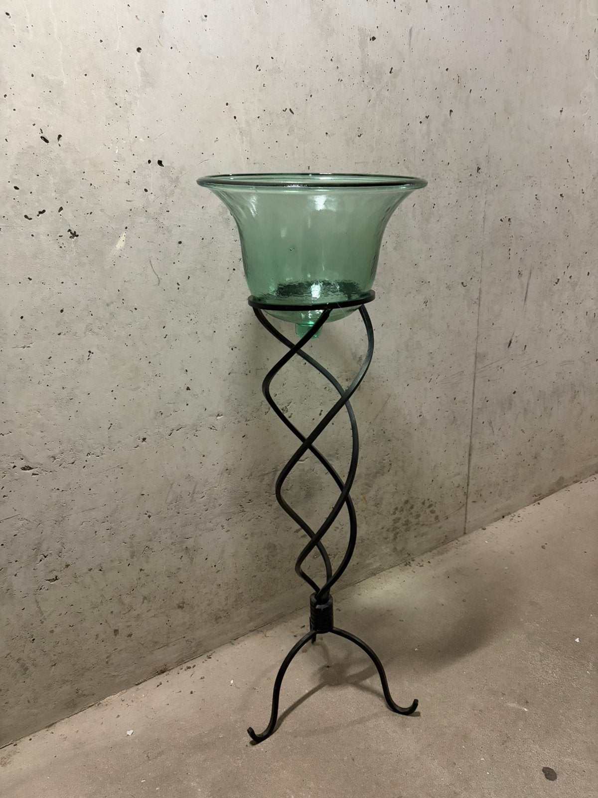 Glazen stolpvaas op standaard, Ophalen, Gebruikt, Groen, Glas