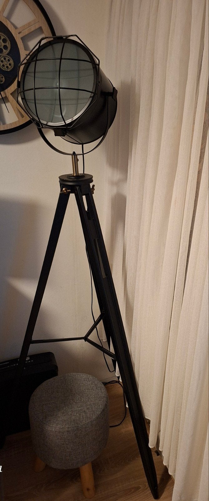 vloerlamp moet weg, Ophalen, Zo goed als nieuw, 150 tot 200 cm