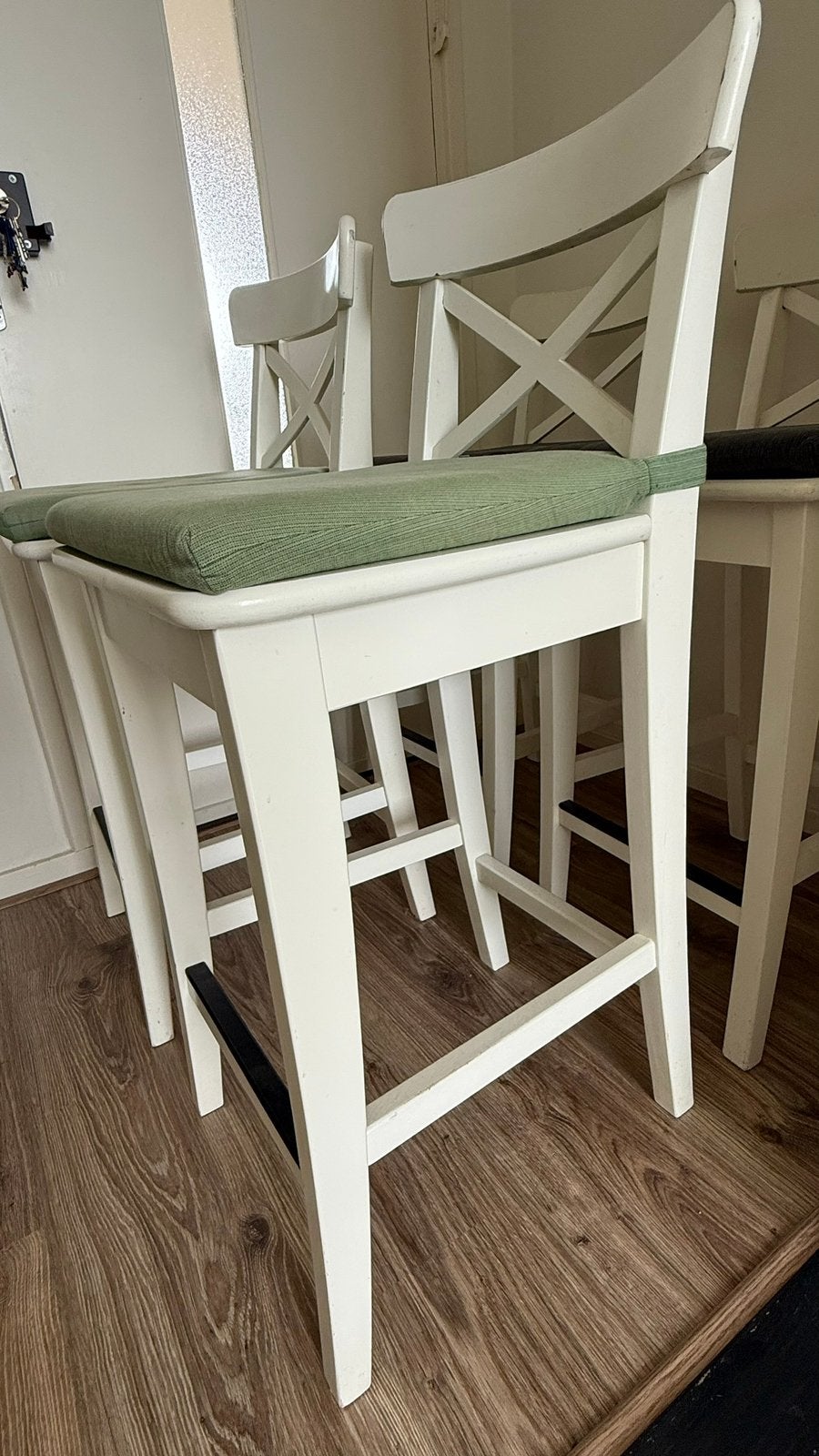 Barstoelen, Ophalen, 60 tot 90 cm, Zo goed als nieuw, 4 krukken