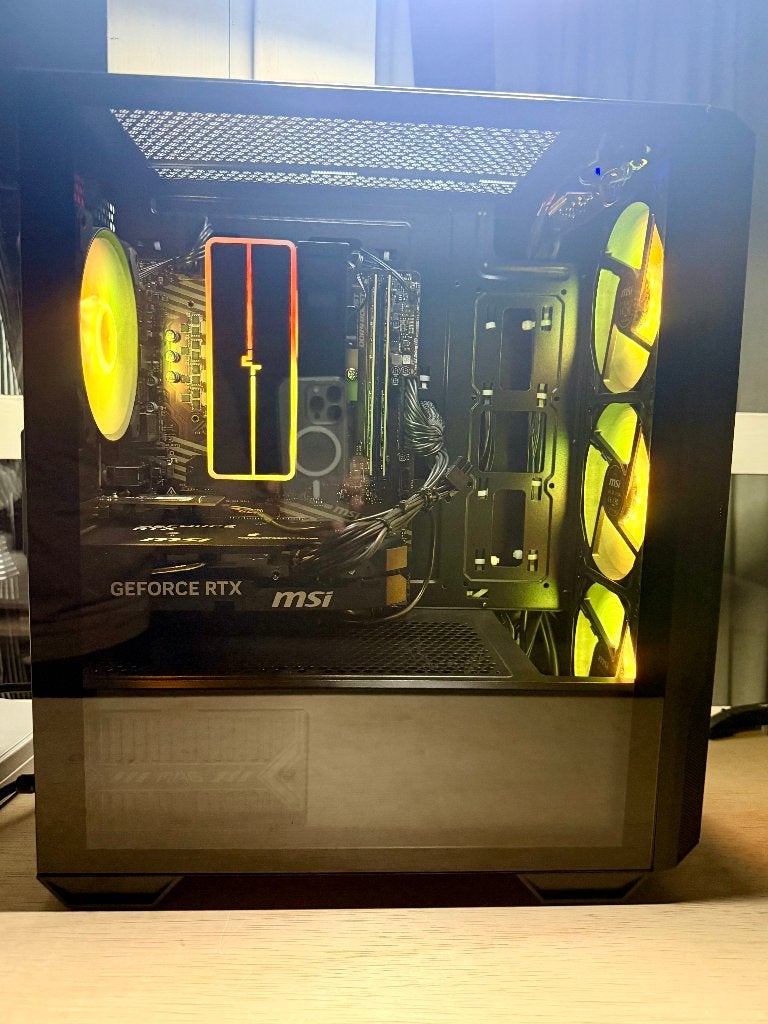 Foto 4 van Gaming PC |Ryzen 7 5700X|RTX 5060|32GB|1TB NVMe| 4 mnd oud