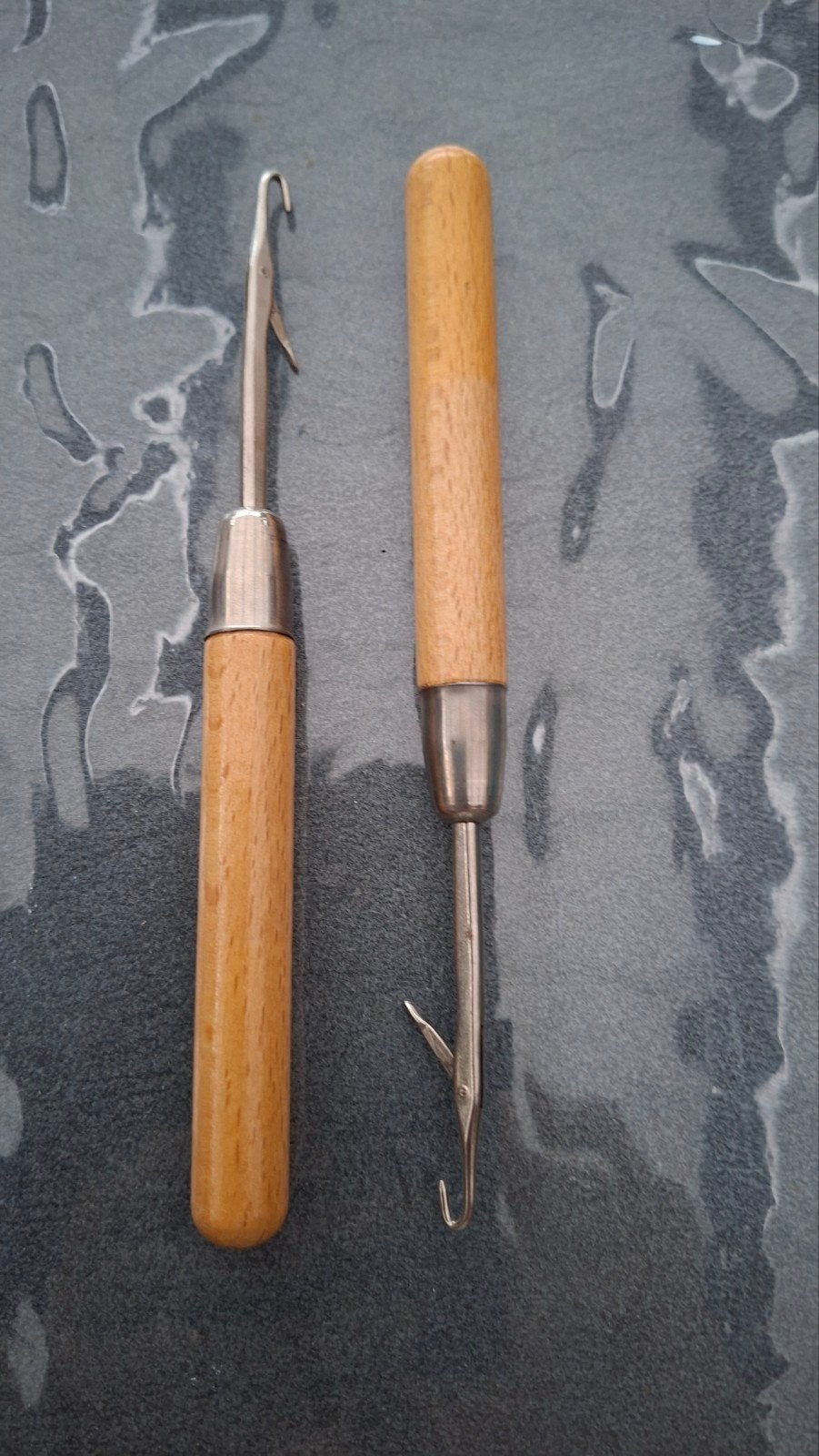 Smyrna haaknaalden met houten handvat, Ophalen of Verzenden, Gebruikt, Garen of Naald(en)
