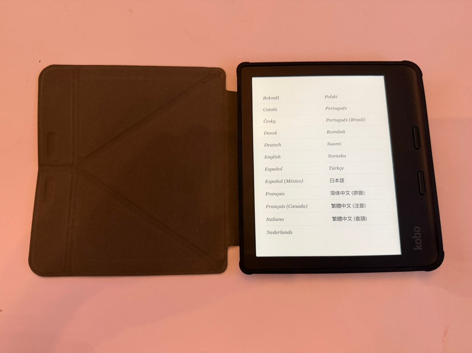 Kobo Libra 2 E-reader – Nette staat met sleepcover, Computers en Software, Verzenden, Kobo, Kobo, Zo goed als nieuw