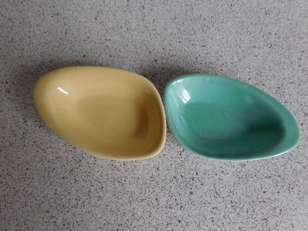 Pinda setje Turquoise en Geel Plateel, Antiek en Kunst, Antiek | Keramiek en Aardewerk, Ophalen of Verzenden