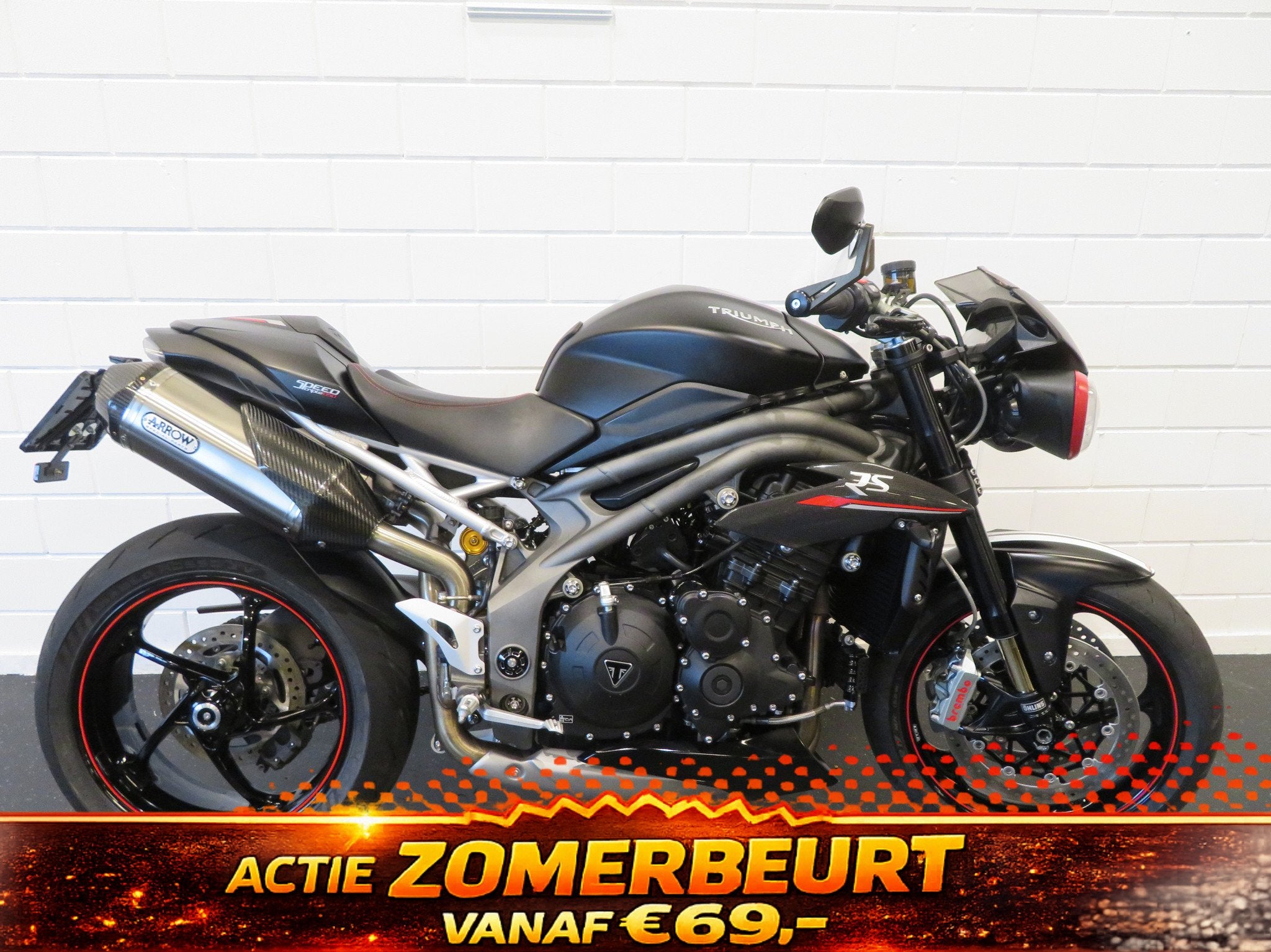 Triumph SPEED TRIPLE 1050 RS ARROW PERFECT! (bj 2018), Motoren, Motoren | Triumph, Bedrijf, 1050 cc, Naked bike