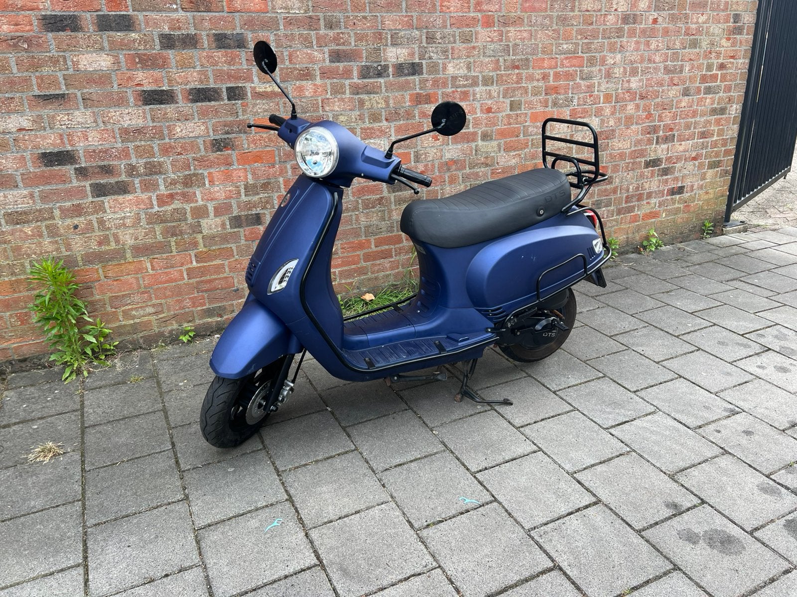Tianying, Fietsen en Brommers, Scooters | Overige merken, Ophalen of Verzenden, Zo goed als nieuw, Benzine