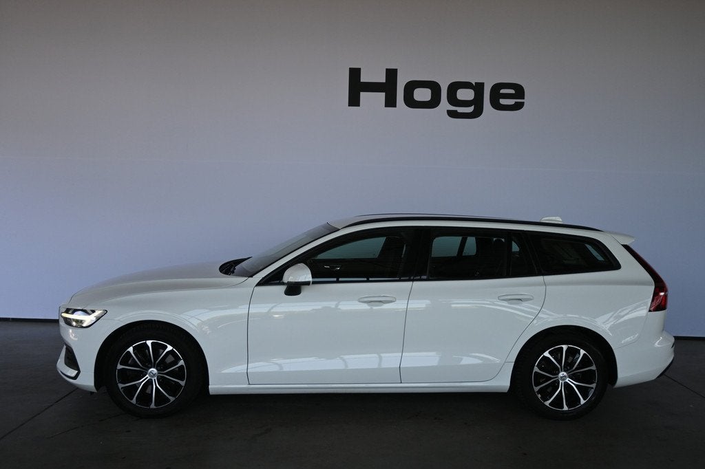 Volvo V60 2.0 B3 Momentum Advantage Automaat Navigatie Stuur, Stof, 4 cilinders, Wit, Origineel Nederlands
