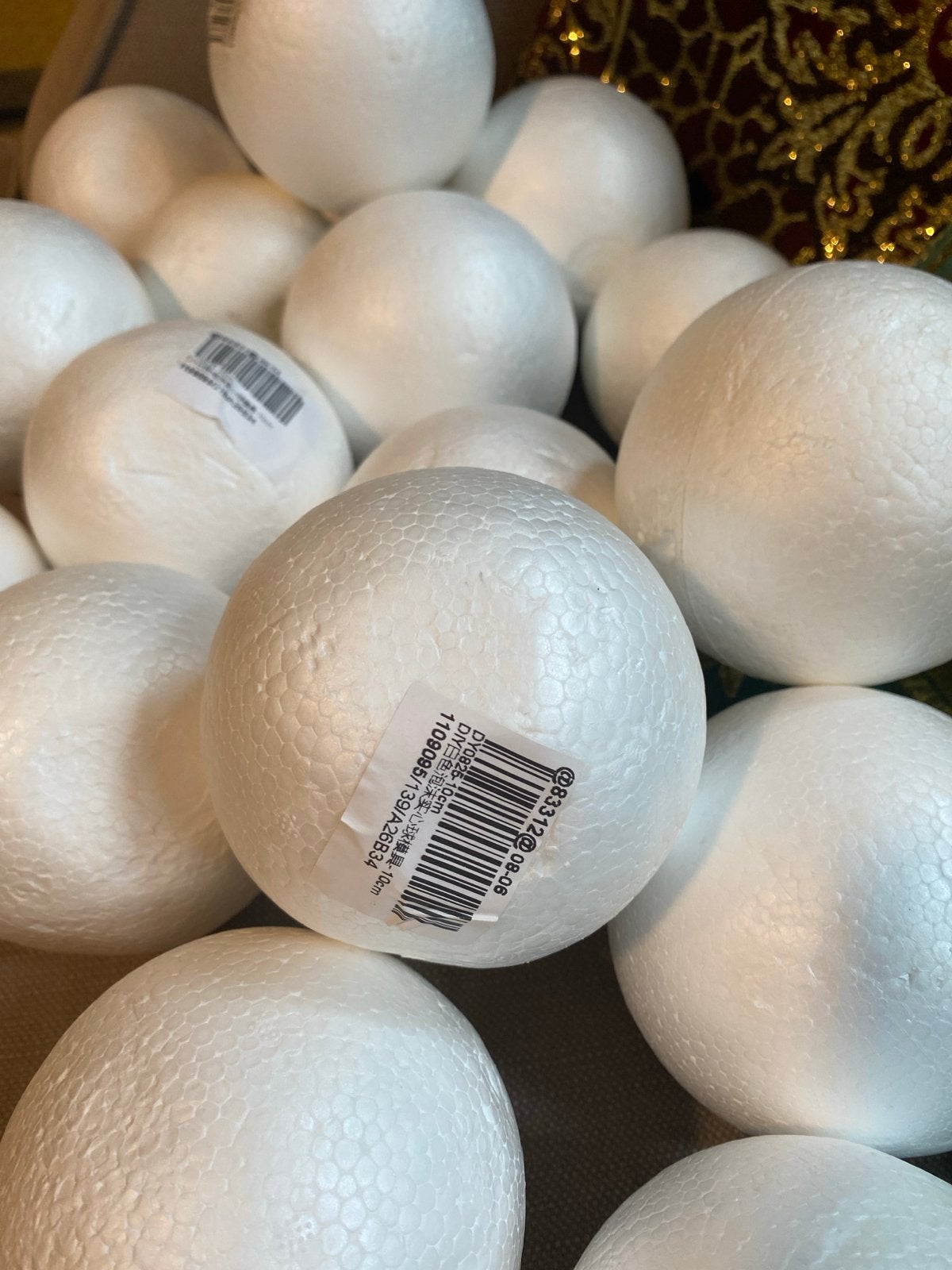 30 Tempex ballen 10 en 8 cm voor knutselaars, Nieuw, Ophalen of Verzenden, Kunststof, Knutselmateriaal