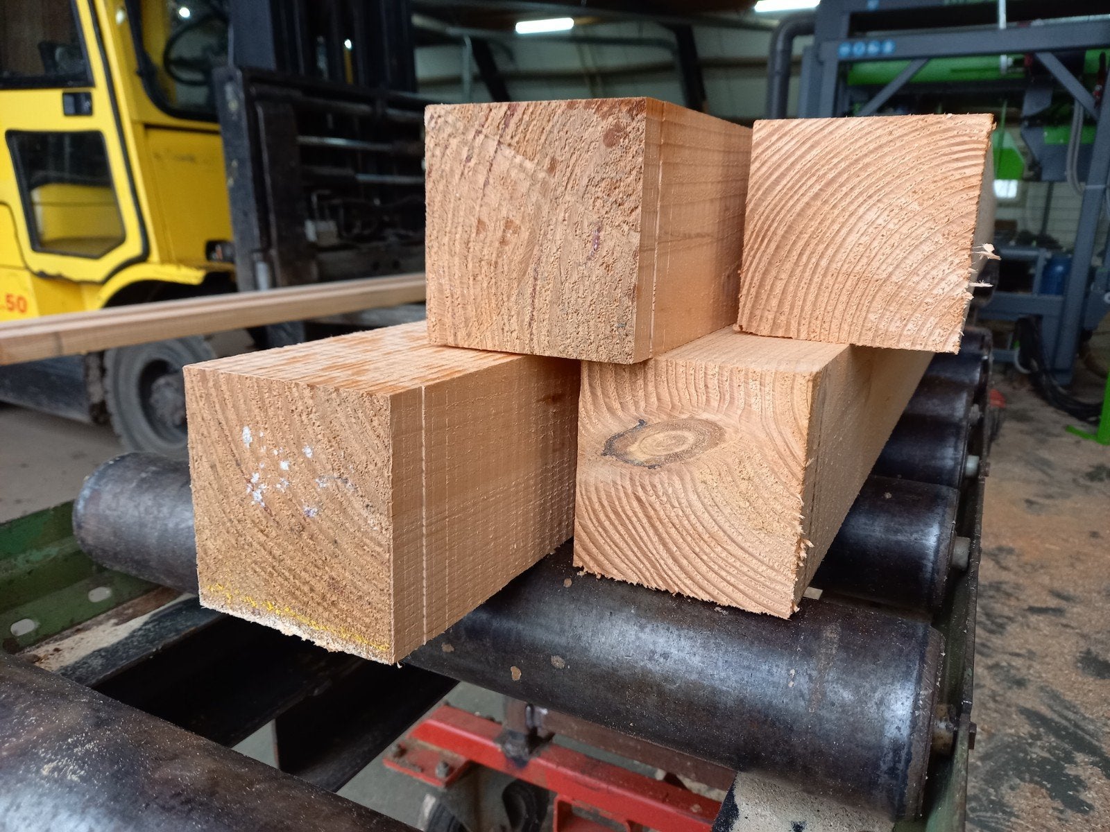 Douglas, DE ENIGE die ECHT FIJNBEZAAGD levert!!!, Ophalen, Nieuw, 250 cm of meer, Planken