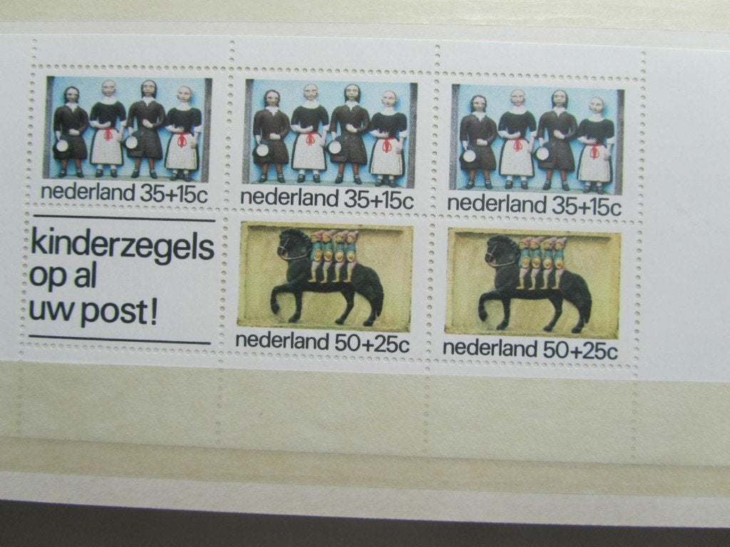 vel kinderpostzegels  type 9, Ophalen of Verzenden, Postfris