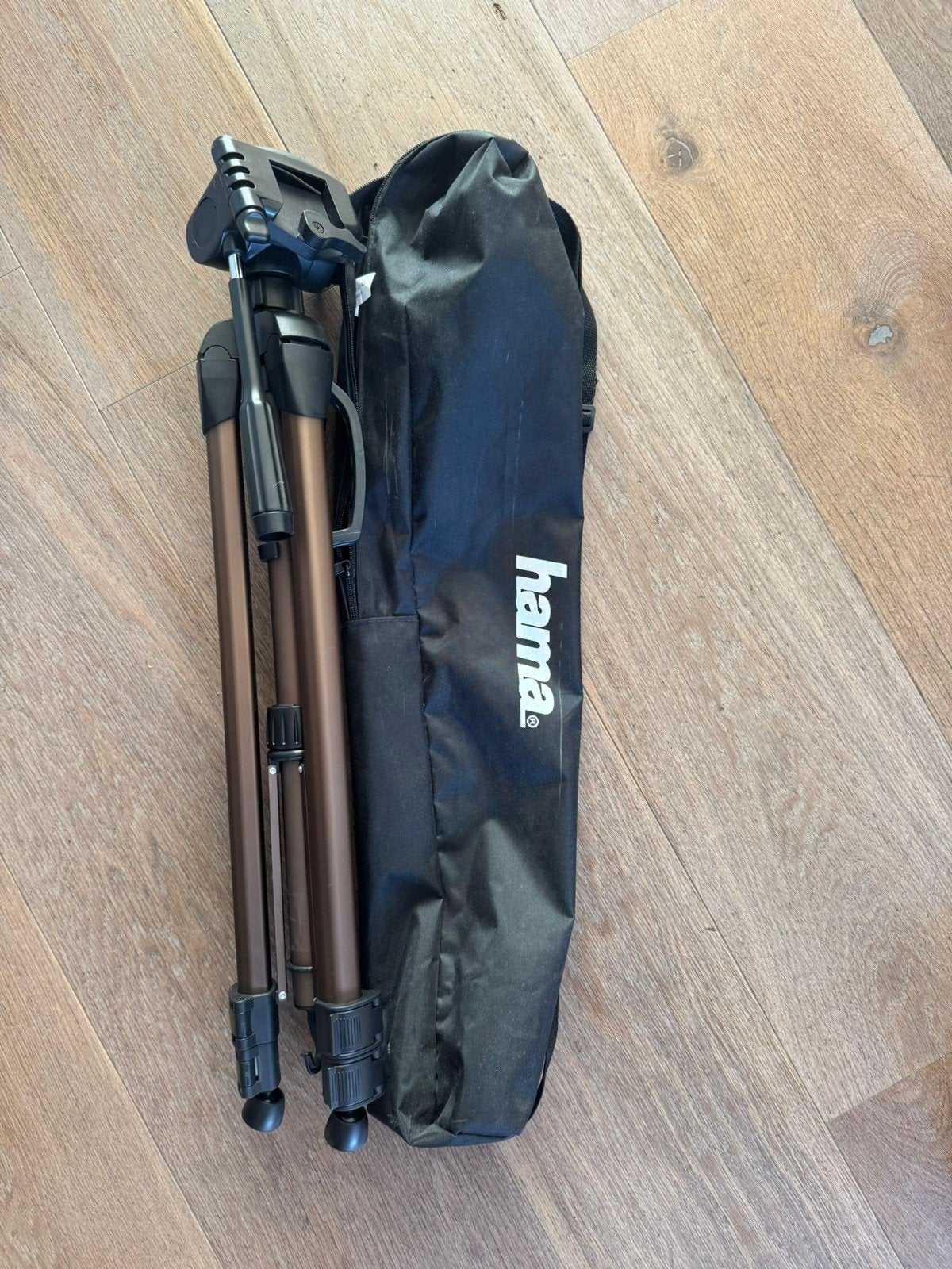 NIEUW - statief HAMA (inclusief tas), Ophalen, Nieuw, Driepoot