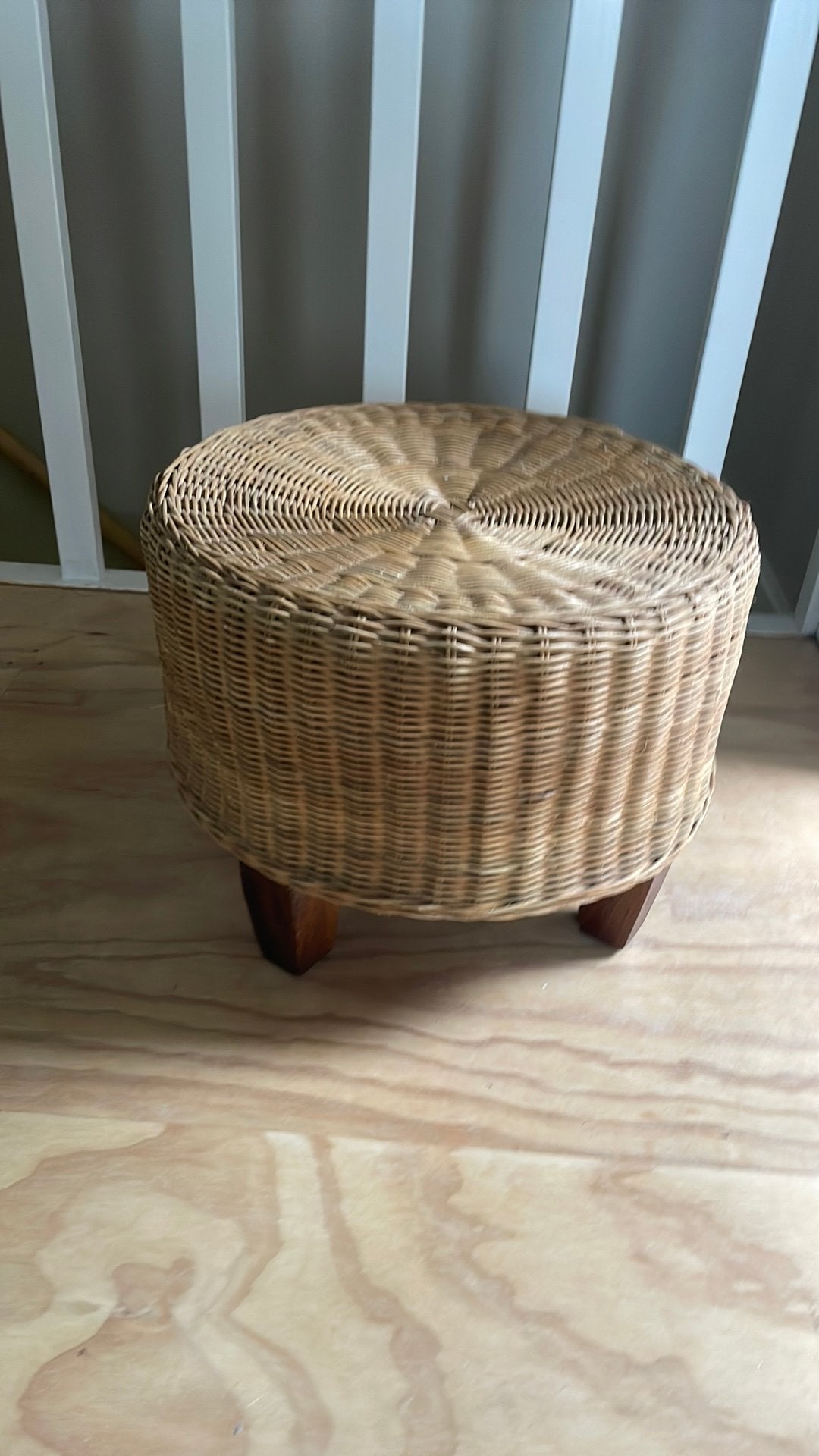 Rotan krukje, Ophalen, Zo goed als nieuw, Rond, Minder dan 50 cm