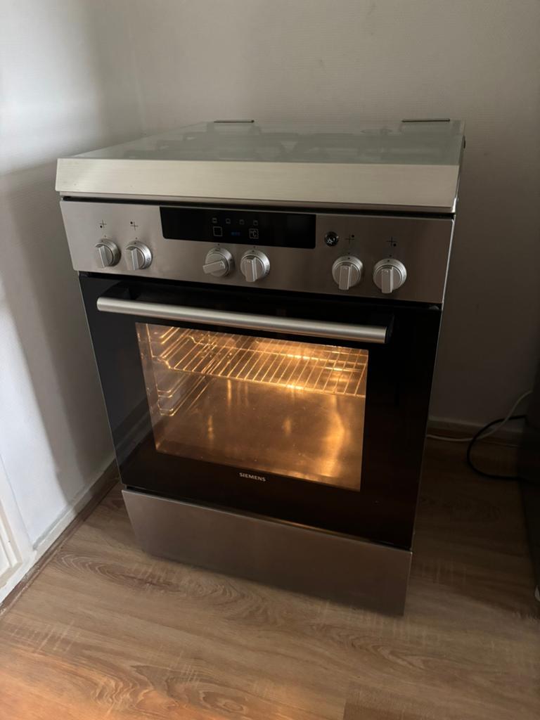 Siemens gasfornuis, Ophalen, Gebruikt, 60 cm of meer, 4 kookzones
