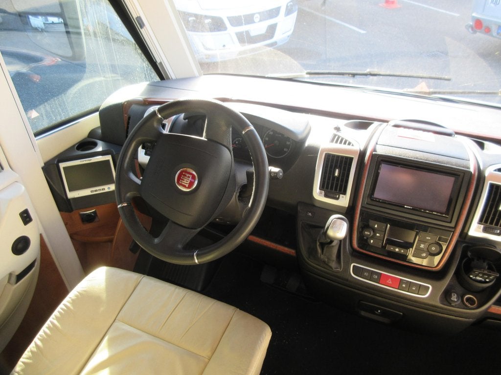 Carthago Chic C-Line I 4.8 LE, Automaat, Buitenlamp, Audio installatie, Tot en met 2