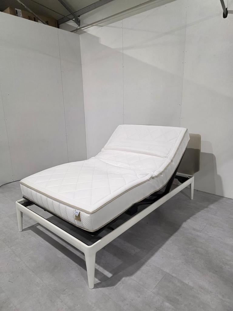 Auping Essential Elektrisch Bed 120x200 2M, Verstelbaar, ., Wit, Ophalen of Verzenden