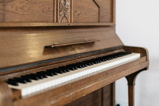 Gezocht: gratis piano, Muziek en Instrumenten, Ophalen, Gebruikt, Piano