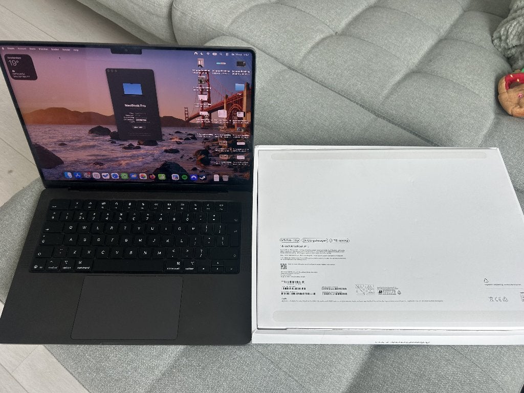 14-inch MacBook Pro, Computers en Software, MacBook Pro, 1 TB of meer, Overige groottes, Nieuw