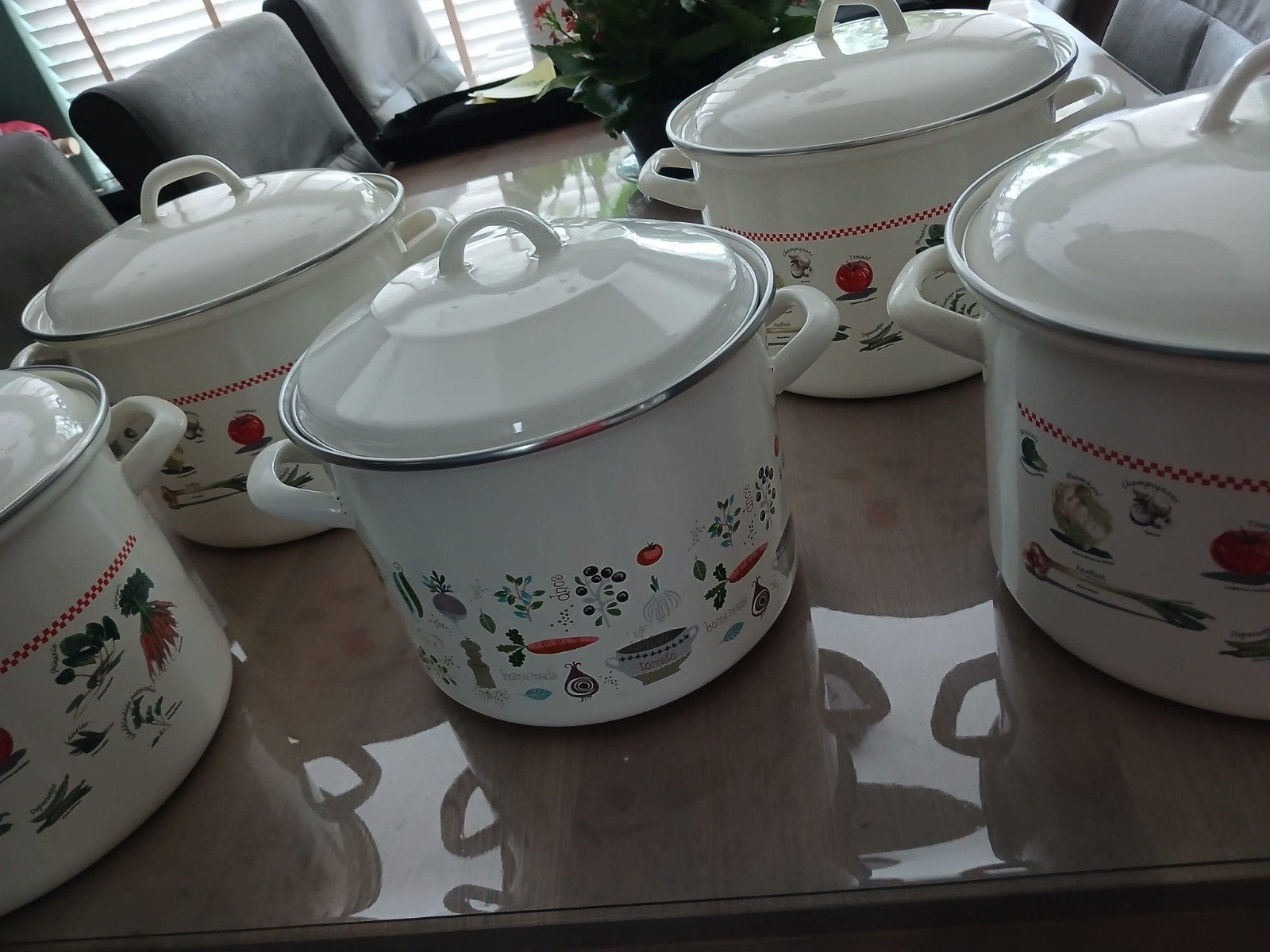 Decoratieve soeppannen - zo goed als nieuw, Huis en Inrichting, Keuken | Potten en Pannen, Met deksel, Ophalen of Verzenden, Zo goed als nieuw