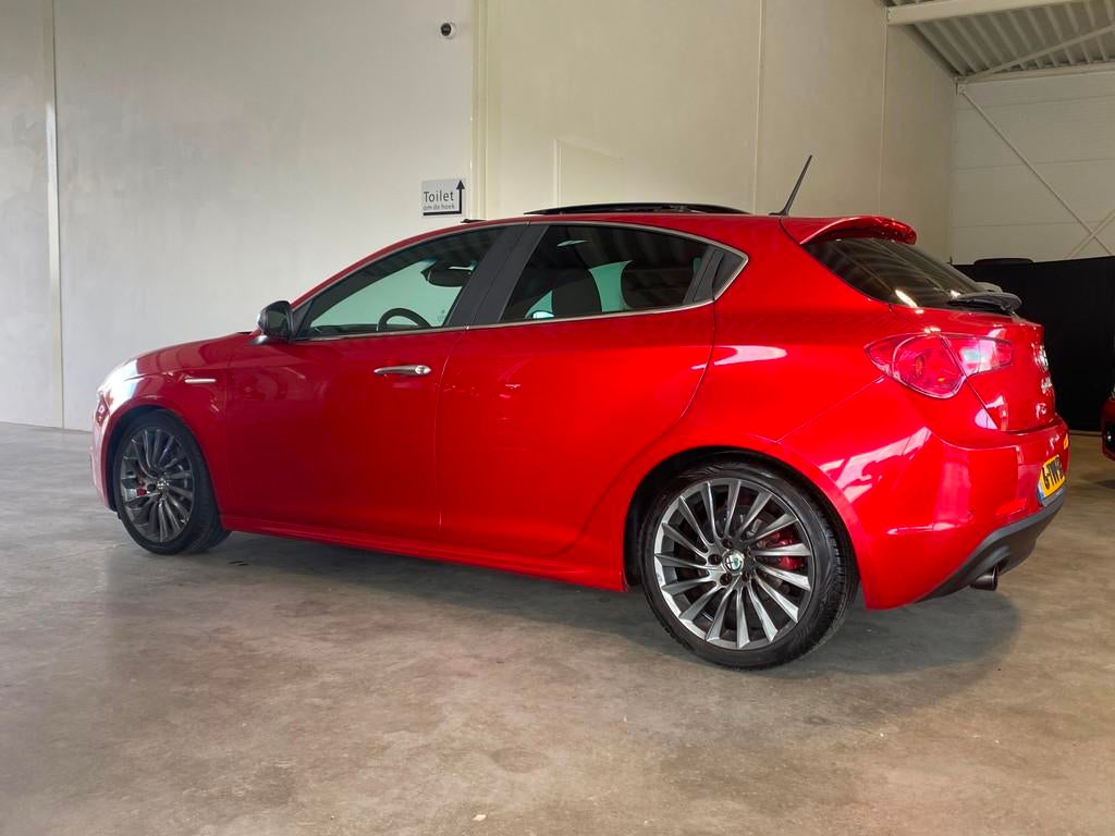 Alfa Romeo Giulietta 1.4 T Exclusive Pano NL-auto, Euro 6, 4 cilinders, Origineel Nederlands, Bedrijf