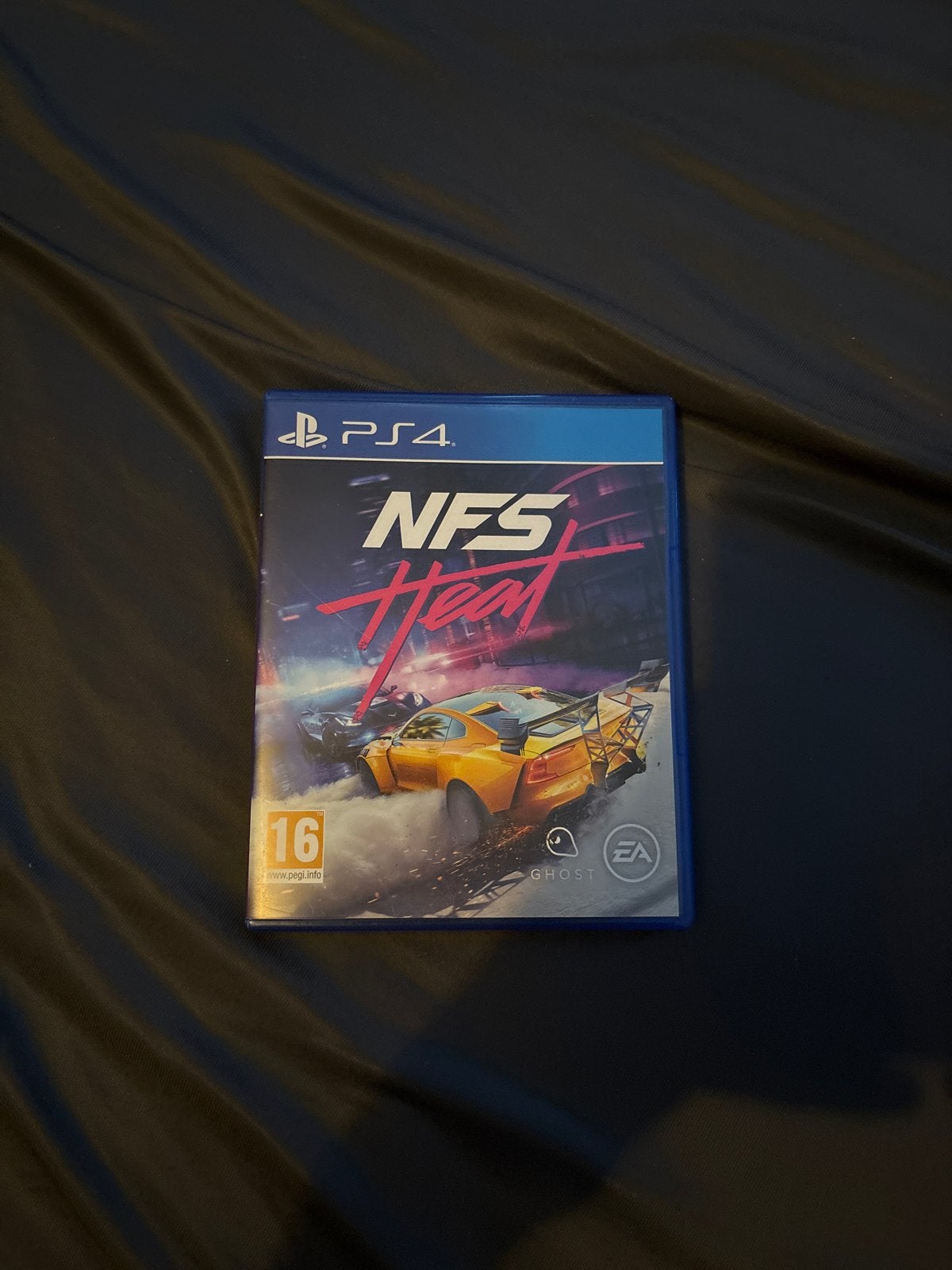 NFS Heat PS4 - Racegame met open wereld, Ophalen, Online, 1 speler, Racen en Vliegen