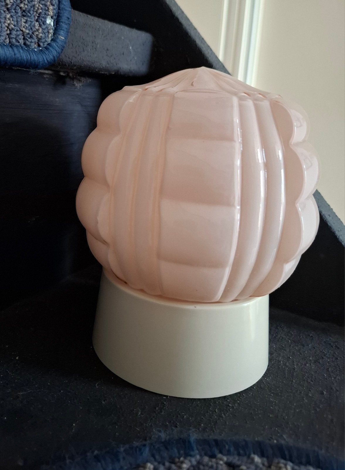 Vintage Roze Thabur Art Deco plafond lamp, Verzenden
