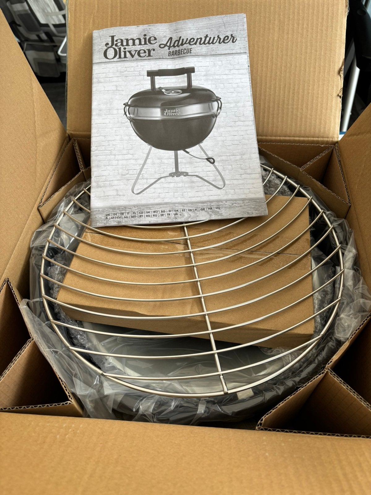 Te koop houtskool BBQ, Ophalen of Verzenden, Zo goed als nieuw